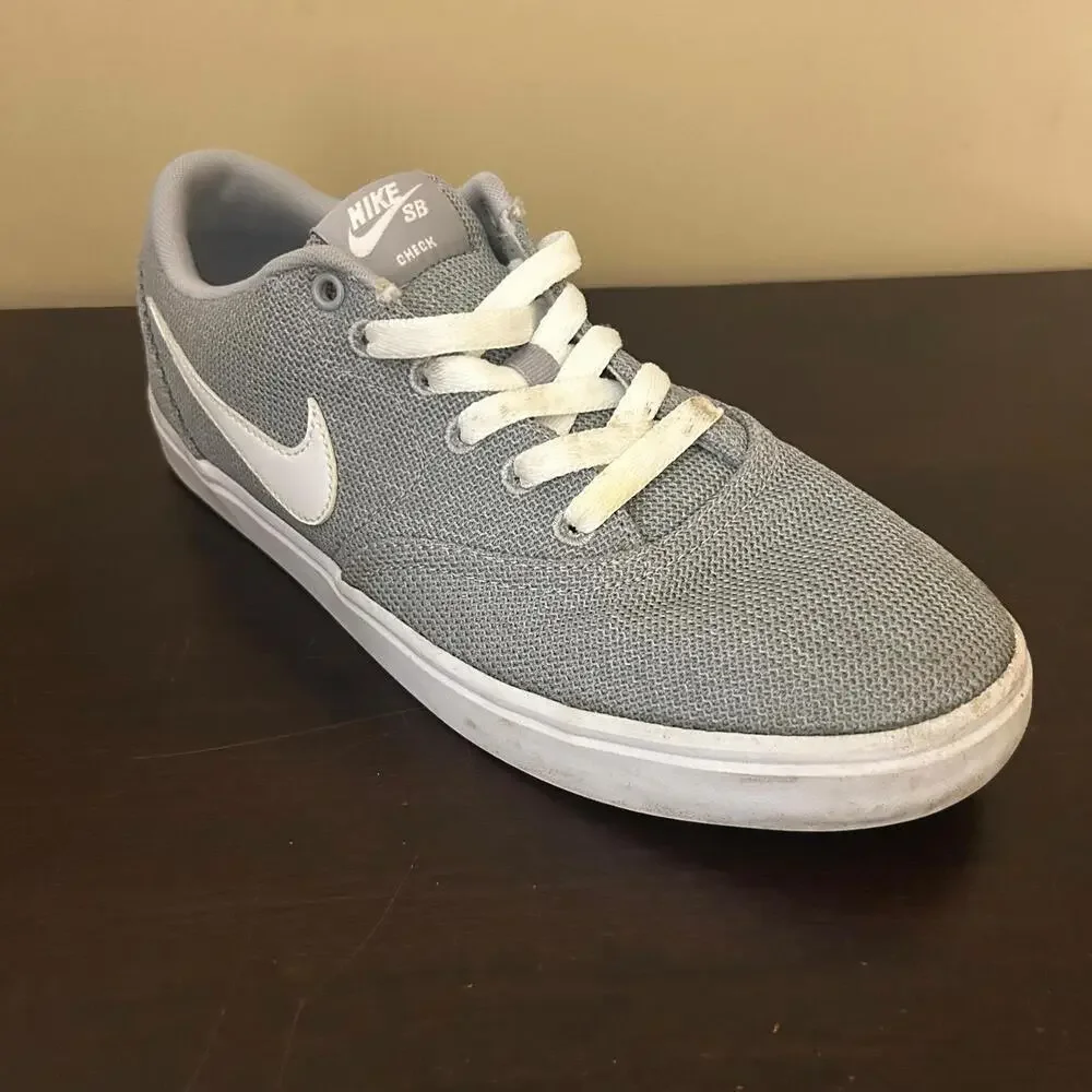 Nike SB Check‎ Solarsoft Women's Skate Shoes - Picture 2 of 7